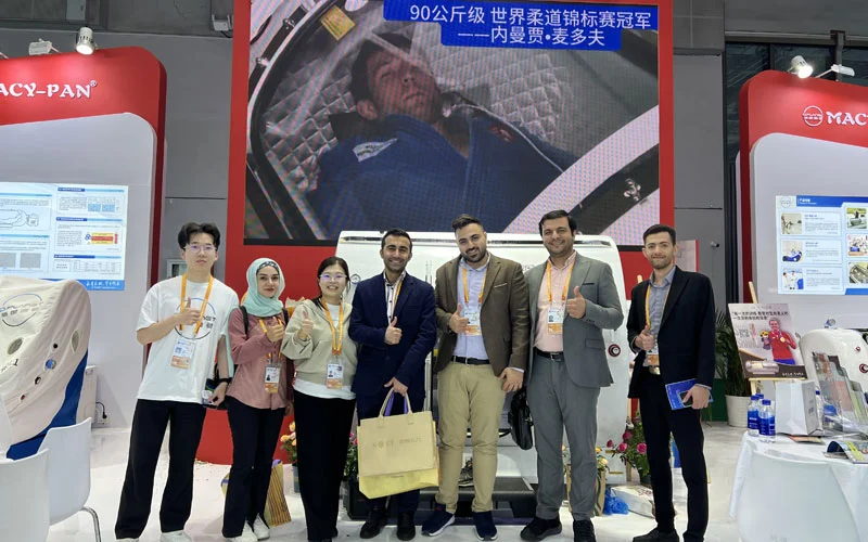 the 7th shanghai import expo 1